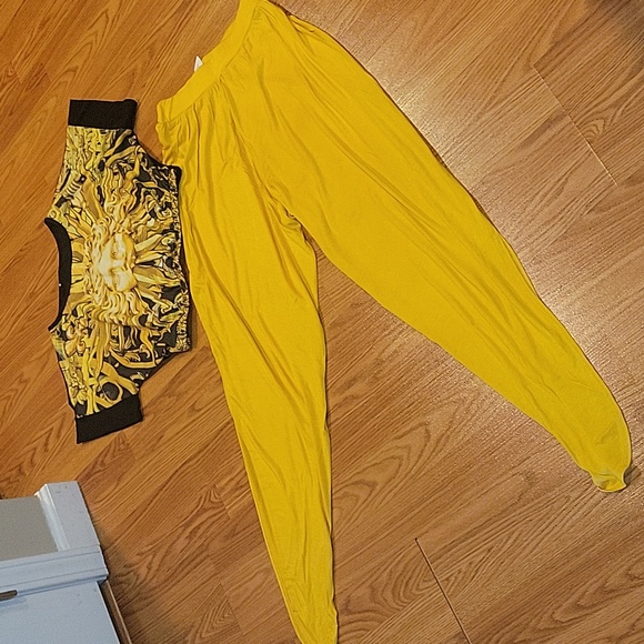 NWT 2 Piece Black & Gold Yellow Egyptian Theme Crop Top & Harem Side Split Pants - Picture 7 of 8